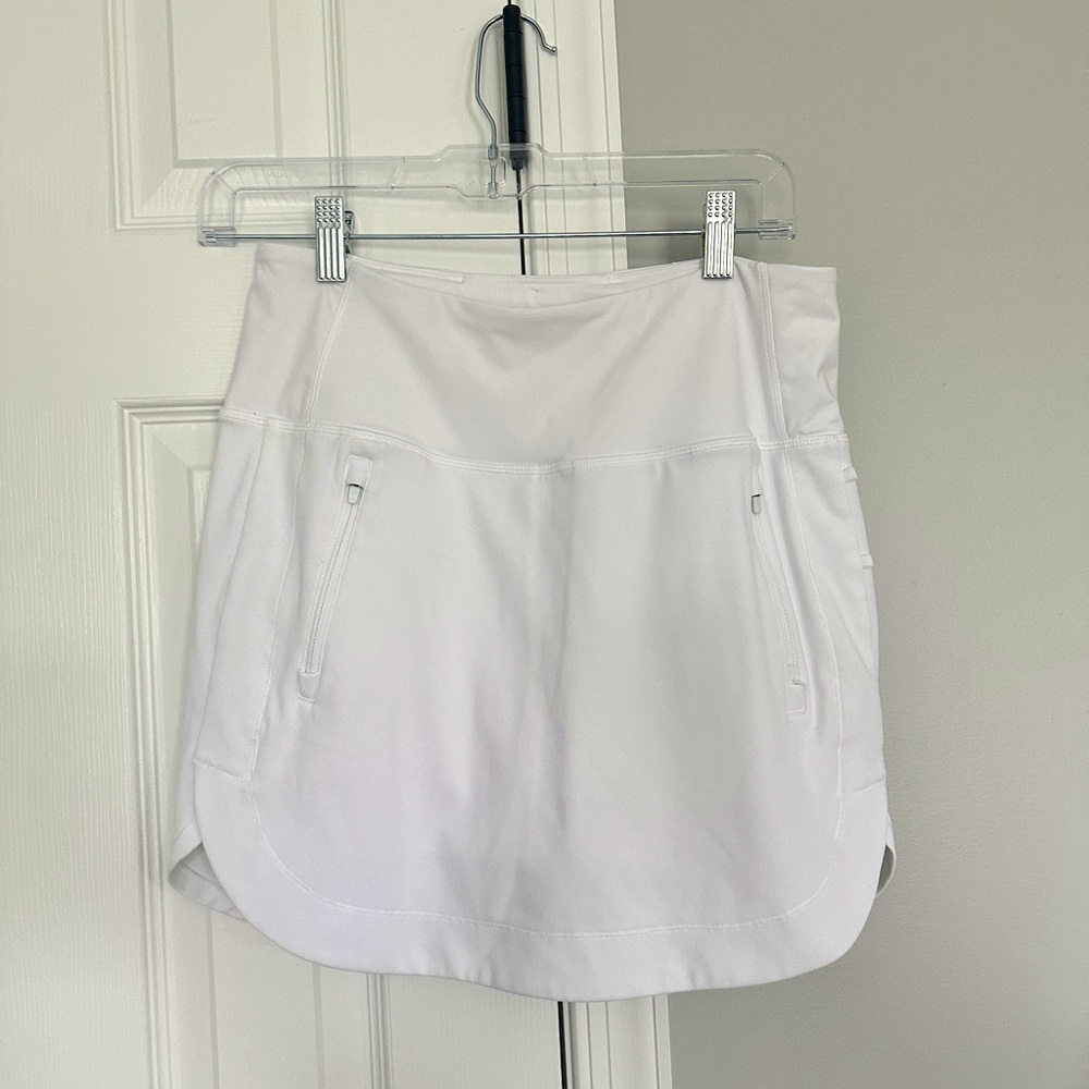 Athleta like new fairway golf skort. Size small.